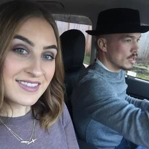 Meet your Posher, Danielle